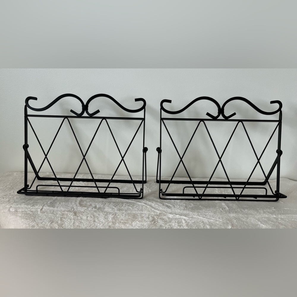 Cookbook Stands, sturdy, black metal